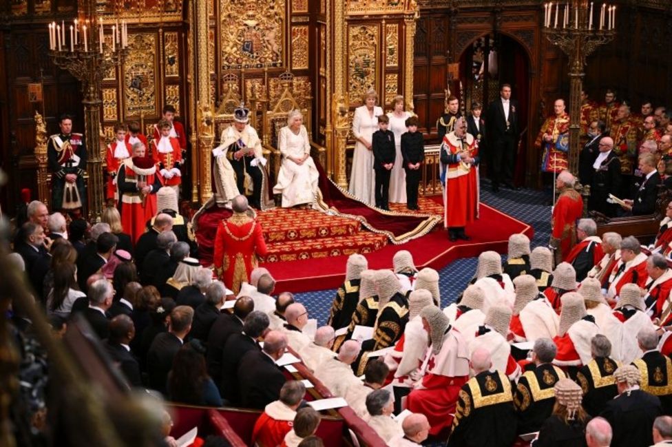 The Kings Speech What Happens At The State Opening Of Parliament Bbc Newsround 