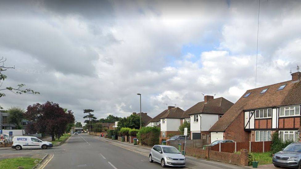 WaltononThames Cyclist dies in crash with car BBC News