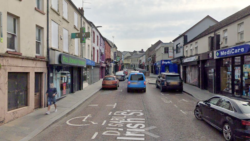 Dungannon: Two men released after teenager assault arrests - BBC News