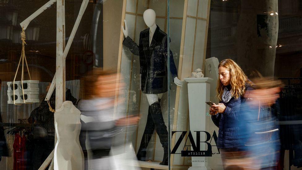 A window display at a Zara store in Spain