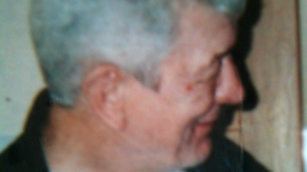 Leslie Ross, doublemurder accused, dies of cancer BBC News