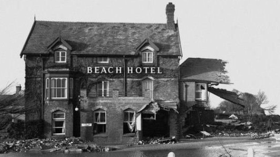 Great North Sea flood of 1953 remembered 70 years on BBC News