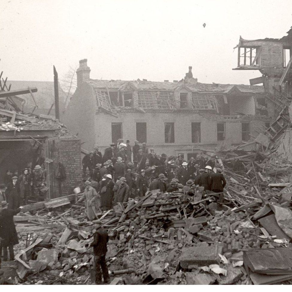 Liverpool Marks World War Two s worst Civilian Bombing BBC News