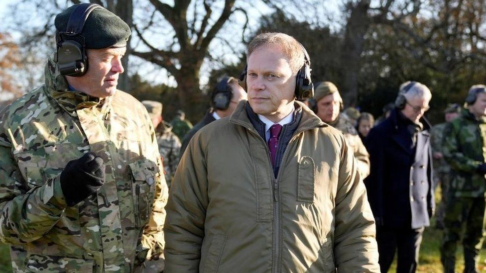 General Patrick Sanders with Defence Secretary Grant Shapps during a visit of Swedish Crown Princess Victoria and Prince Daniel to the STANTA training camp in East Anglia.