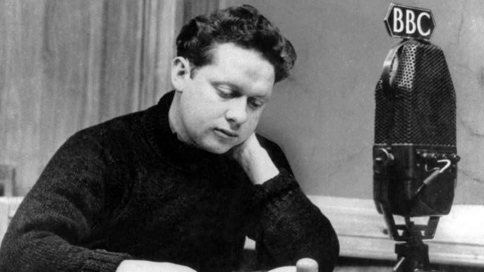 Dylan Thomas broadcasting for the BBC