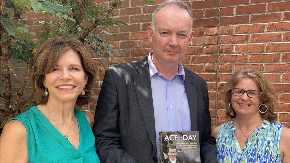 Gayle Wellborn (left) Graham Cross and Perry Blickenstaff