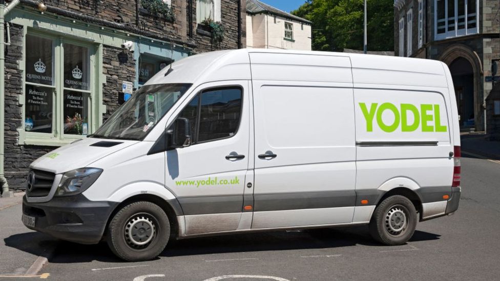 Hundreds of jobs at risk in Yodel depot closure in Shaw BBC News