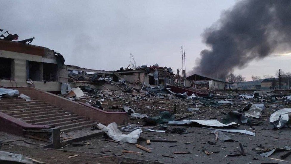 Ukraine war: 'Sky turned red' as missiles hit Lviv military base - BBC News