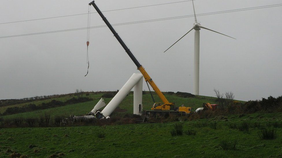 The wind turbine at Ballynahinch, County Down