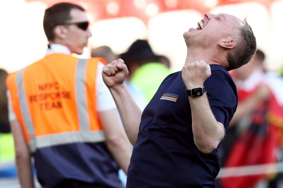 Nottingham Forest Confirmed As Safe In Premier League - BBC Sport