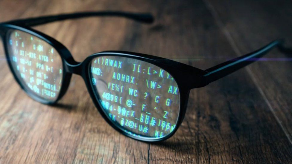 glasses with data