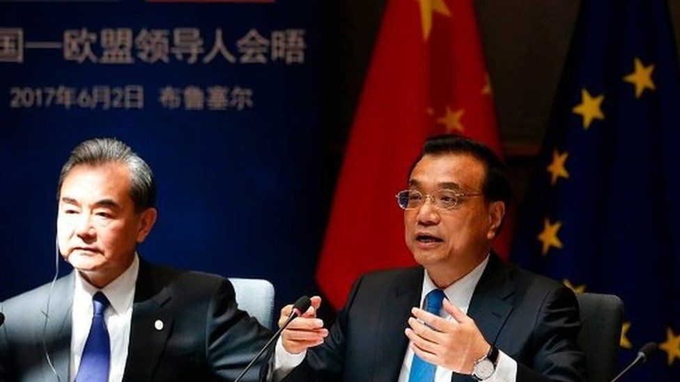Chinese Premier Li Keqiang (R) said at the EU-China Summit that China aims to fill the void left by the US