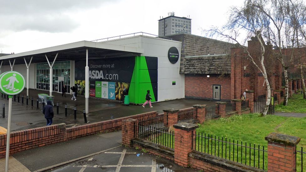 Hyson Green Police operation targets 'aggressive' shop beggars BBC News