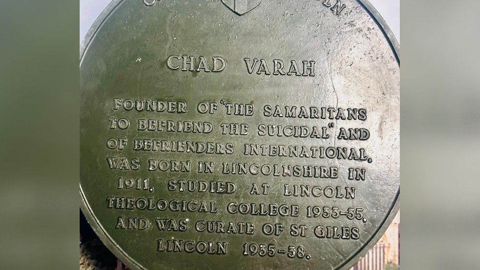 Plaque commemorating Chad Varah