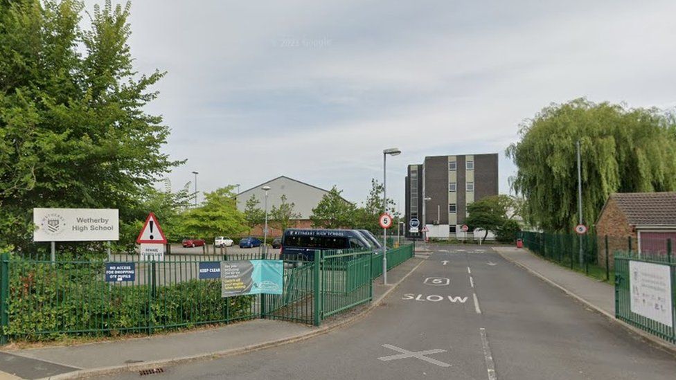 'Beyond repair' Wetherby High School to be rebuilt at £25m cost BBC News