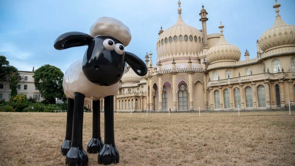 Shaun the Sheep statue in Brighton