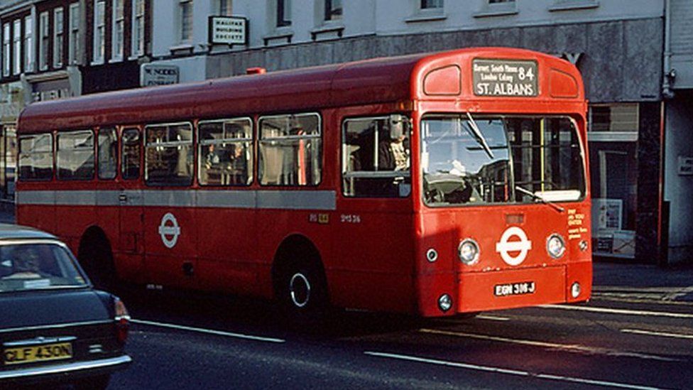 No 84 bus in 1980