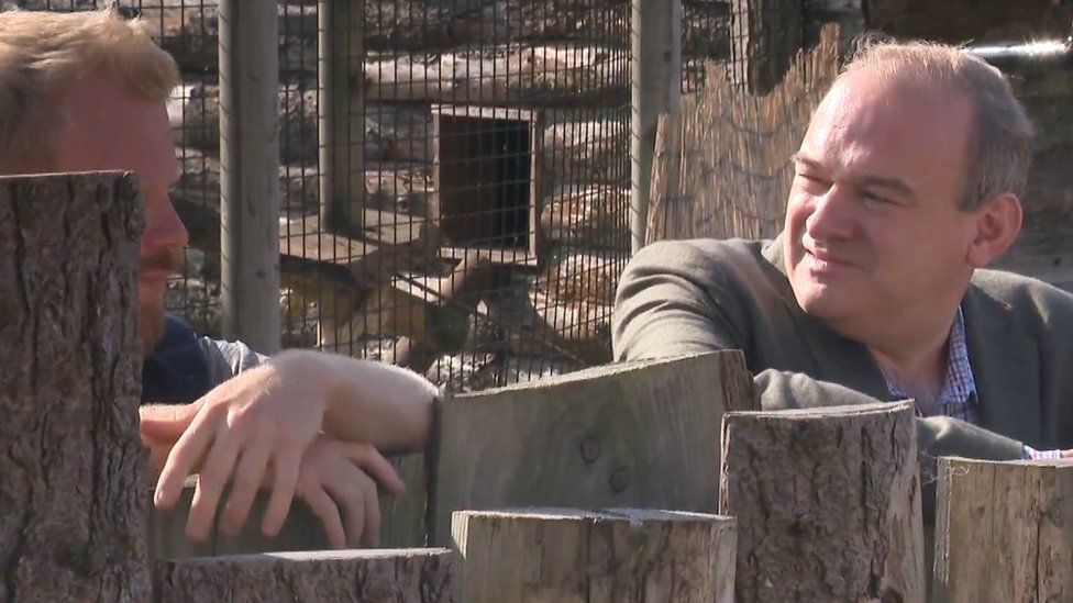 Ed Davy talking to a zoo employee