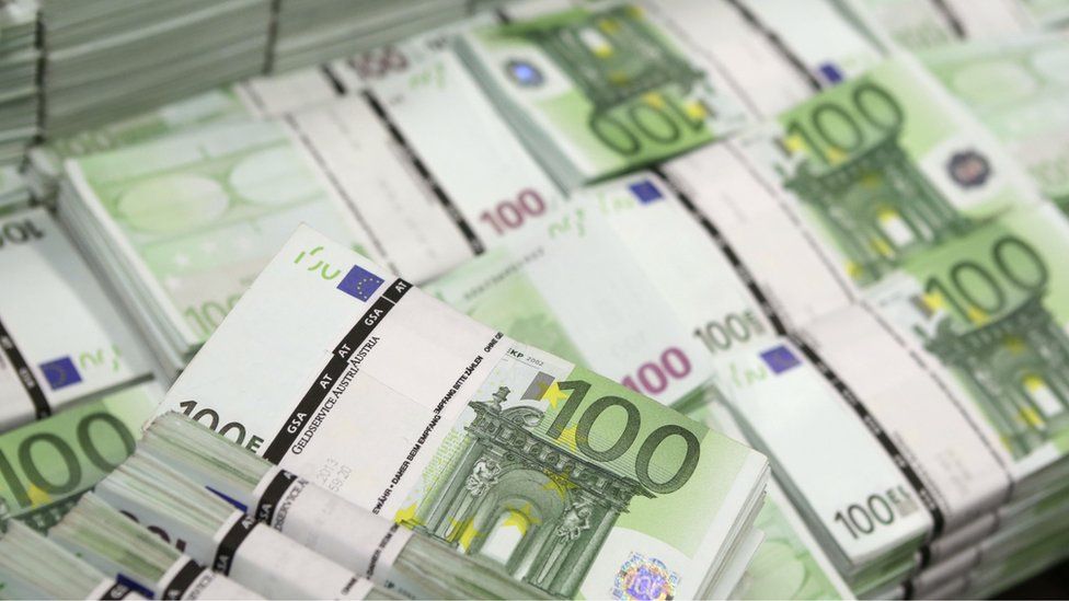 Bundles of 100 euro notes, 22 July 2013