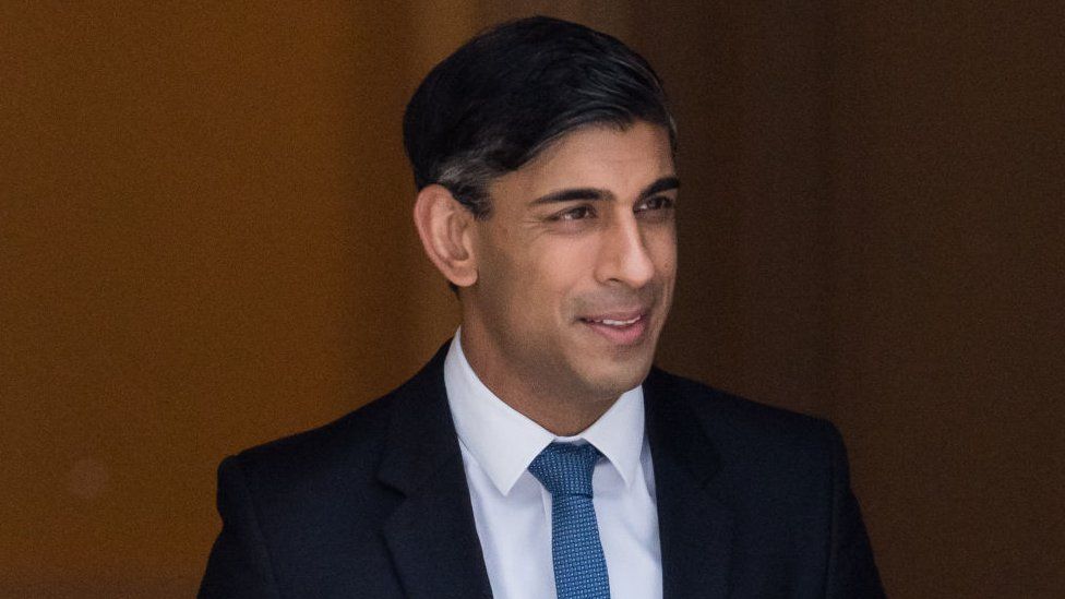 Rwanda: Rishi Sunak's asylum seeker plan approved by House of Commons ...