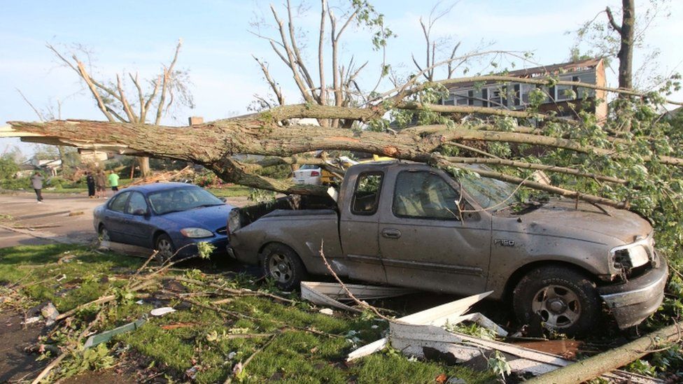 Ohio tornado blows parked car at home killing elderly man - BBC News