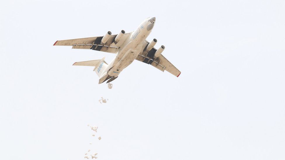 UK planes drop aid in South Sudan