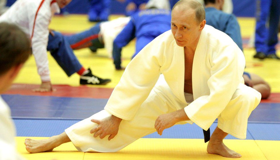 Vladimir Putin takes part in a judo training session at the "Moscow" sports complex in St. Petersburg, on December 22, 2010