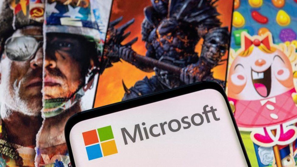 Логотип Microsoft перед изображением игры Activision