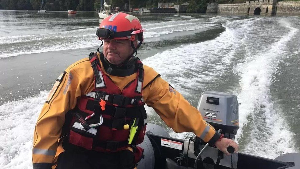 Lifeboat instructor David Deveney