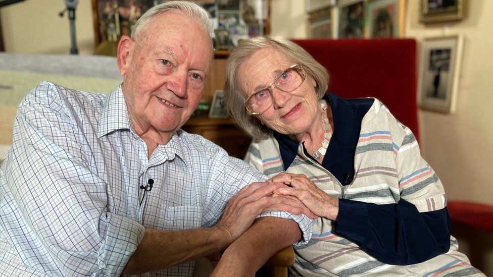 Korean War veteran looks back on 70th anniversary of armistice - BBC News