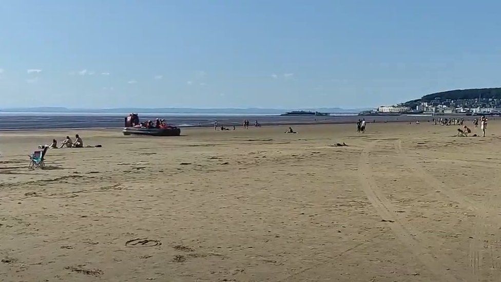 Beachgoers Rescued From Sinking Mud In Weston-super-mare - Bbc News