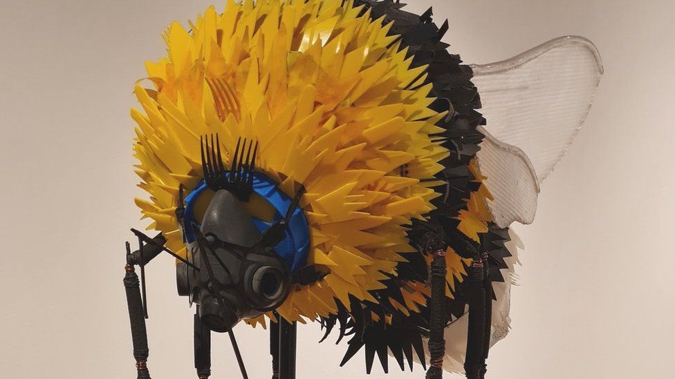Bee sculpture