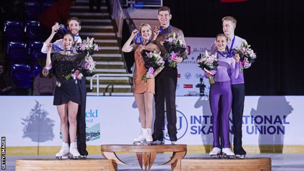 Beijing 2022 medallists Alexa Knierim & Brandon Frazier's 'moment gone(02)