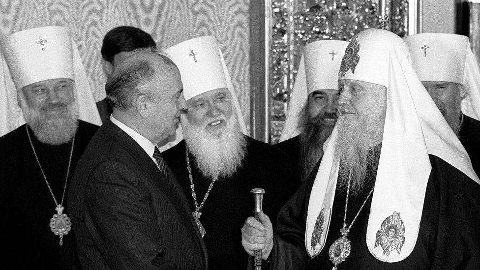 1000 летие крещения руси в каком году праздновали
