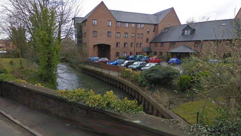 Twyford Mill Bridge shuts for repairs BBC News