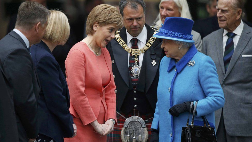 Queen and Sturgeon