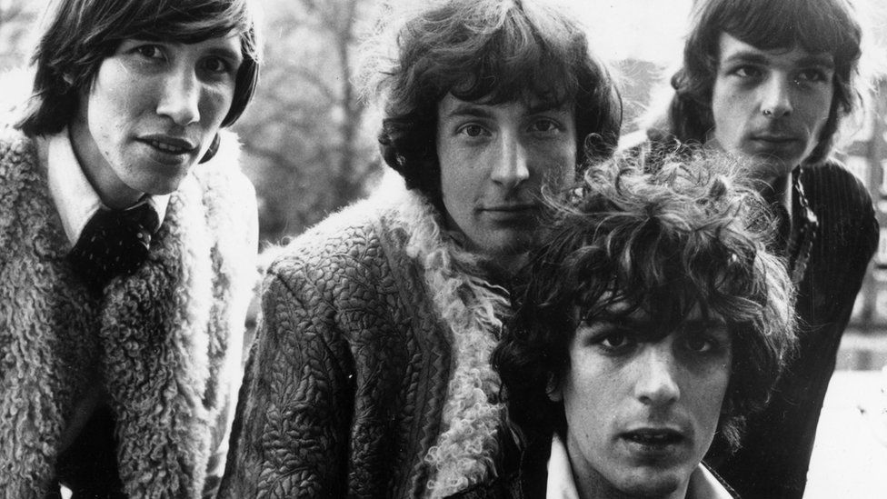 (L-R) Roger Waters, Nick Mason, Syd Barrett and Rick Wright.