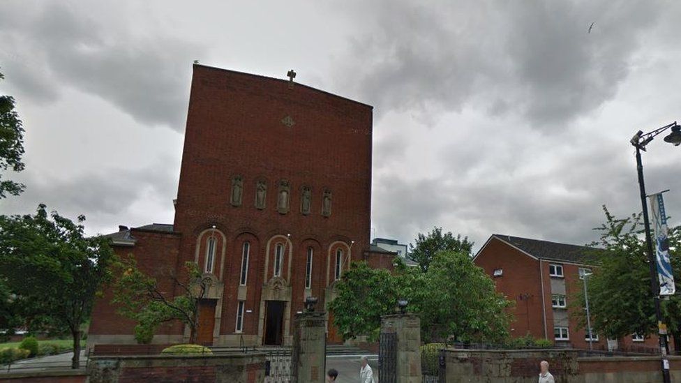 Man jailed after Rutherglen priest robbed in 'gun' threat attack BBC News