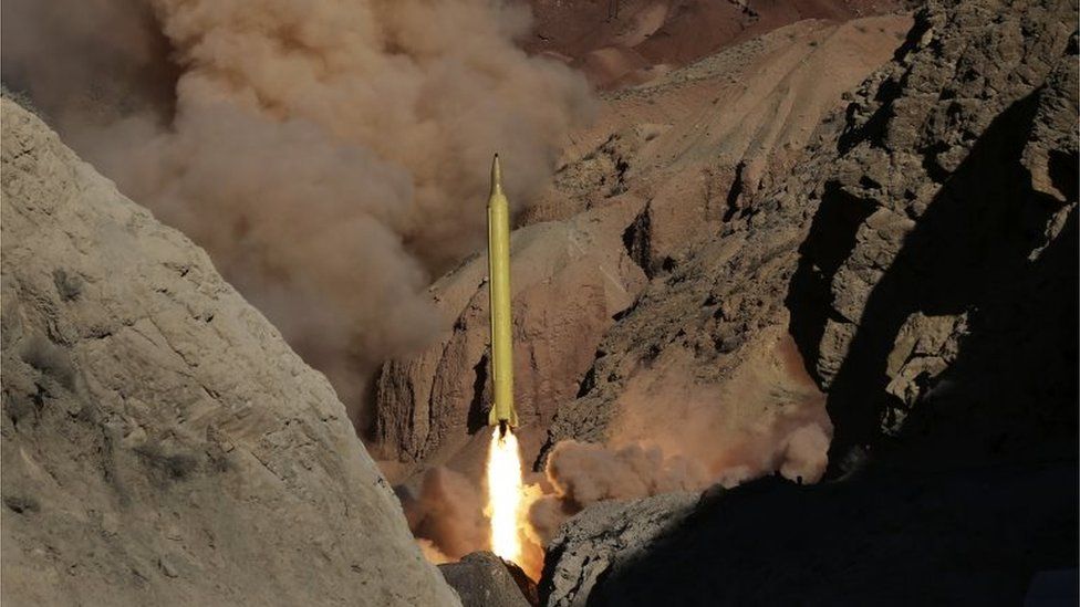 Qadr H long-range ballistic surface-to-surface missile fired in Iran (09/03/16)