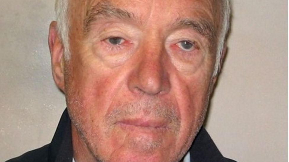 Hatton Garden thief could avoid return to jail over dementia - BBC News