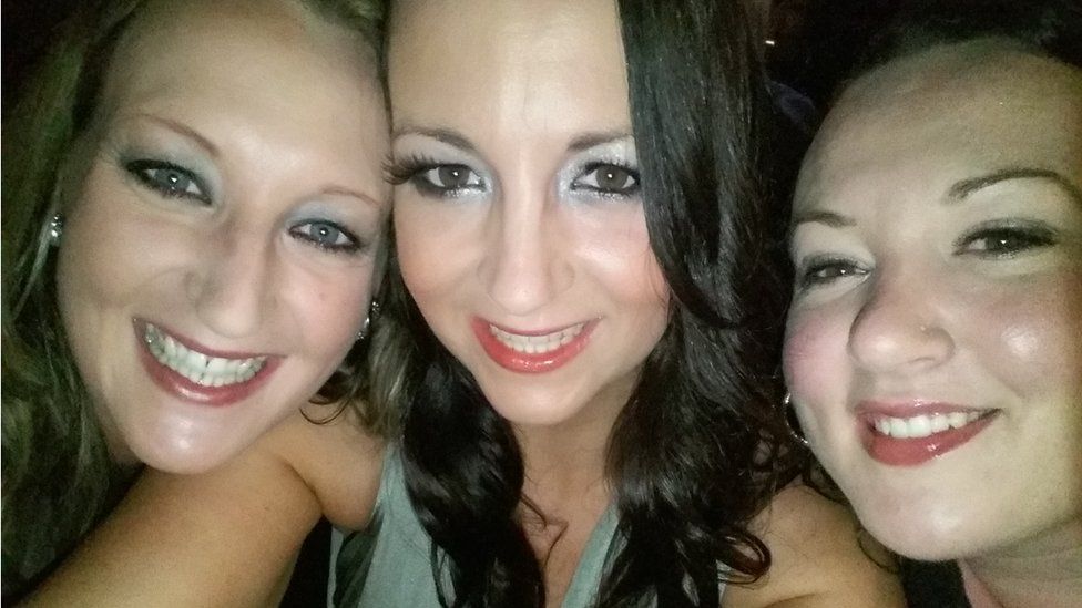 Stacey with her two sisters, Lindsey and Lianne