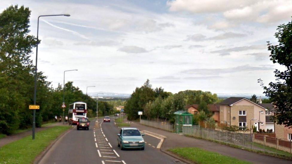 Driver arrested after girl, 9, seriously hurt in Dalkeith crash BBC News