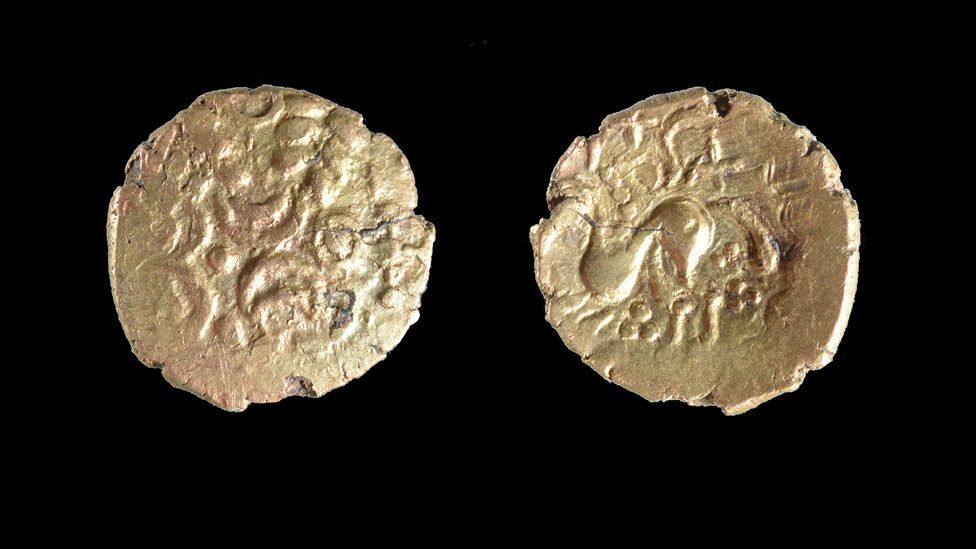 Uninscribed gold quarter stater