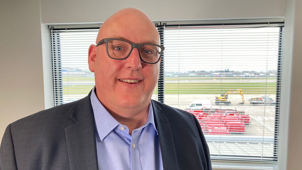 Leeds Bradford Airport aims to expand after new terminal dropped BBC News