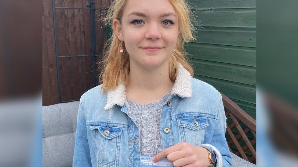 Covid-19: Bourne teenager among youngest to be fully vaccinated