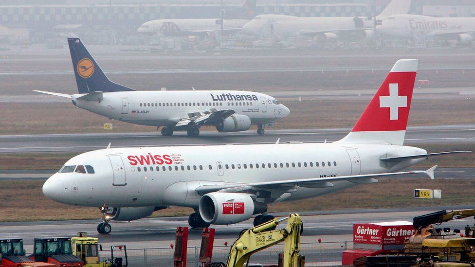 Lufthansa and Swiss air planes