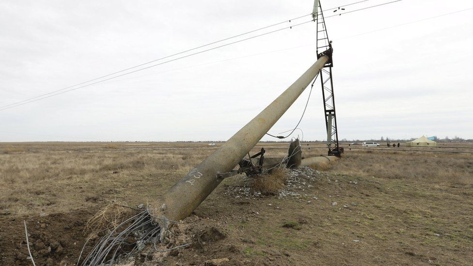 Pylon toppled in Kherson region, 23 Nov 15