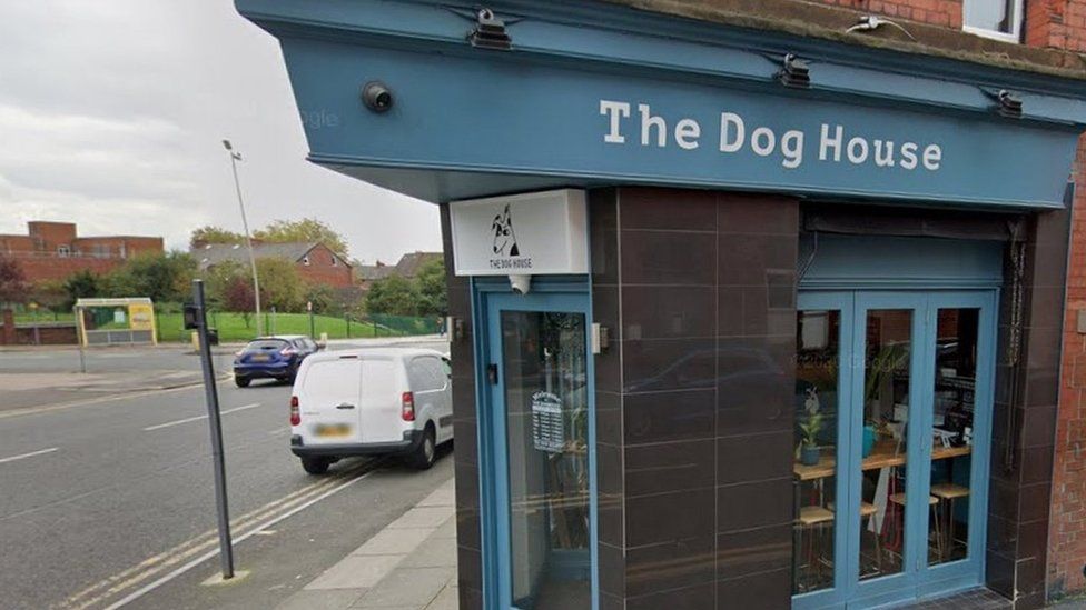 Wavertree Man knocked unconscious during assault outside pub BBC News