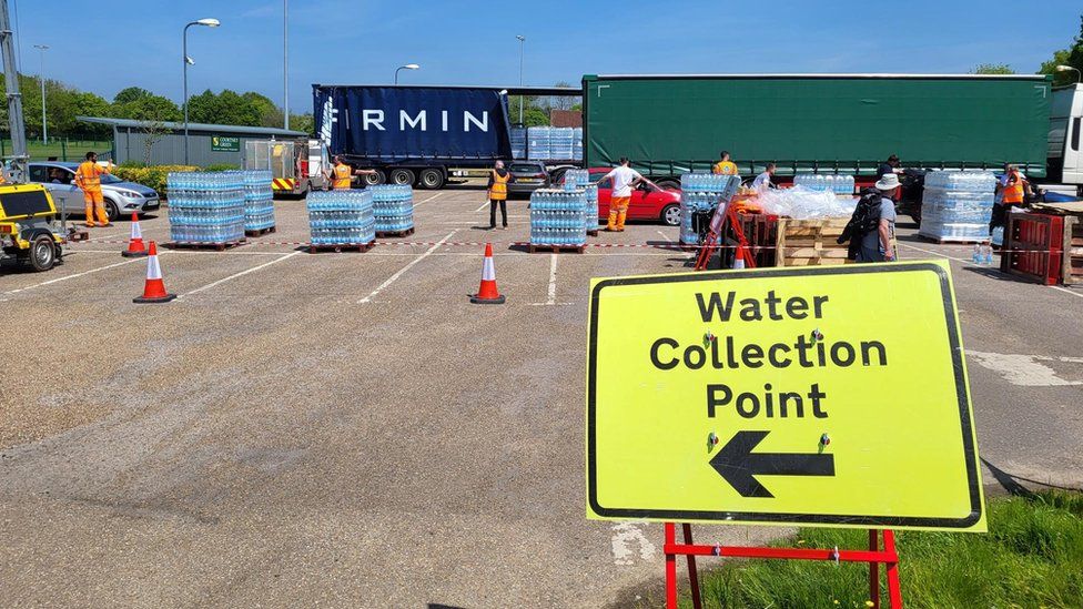 Southern Water customers in Falmer without water after pipe burst BBC