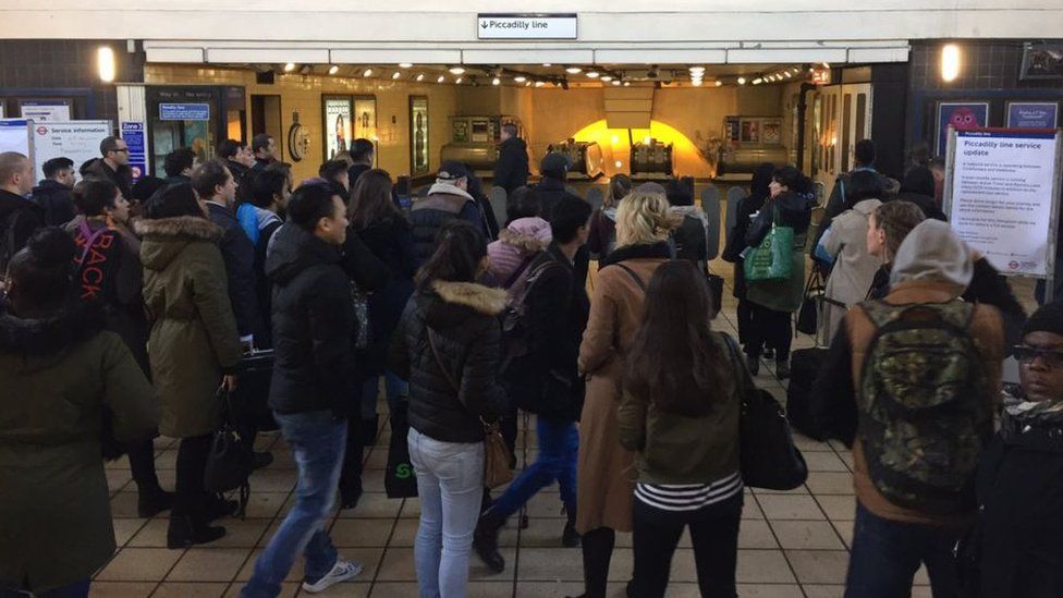 Piccadilly Line delays: Wet leaves cause train shortage - BBC News